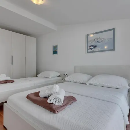 Sara Apartament