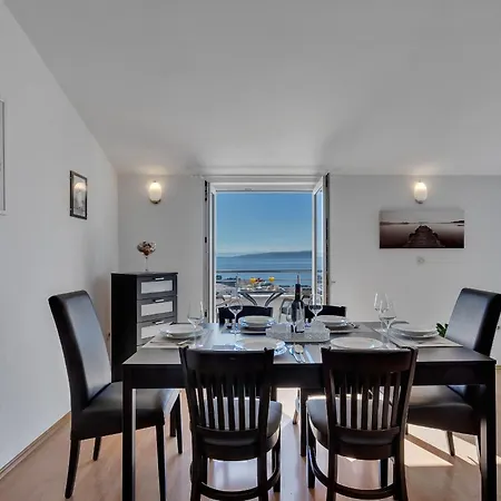 Apartament Sara